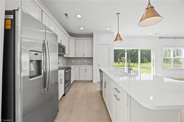 1745 Eastover Drive, Kernersville, NC 27284