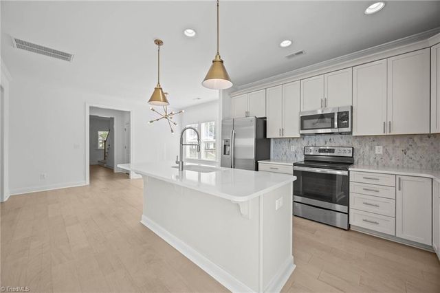 1745 Eastover Drive, Kernersville, NC 27284