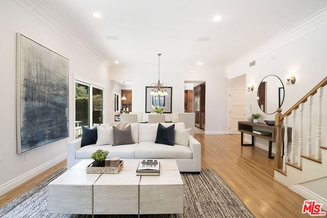 2332 Castle Heights Avenue, Los Angeles, CA 90034