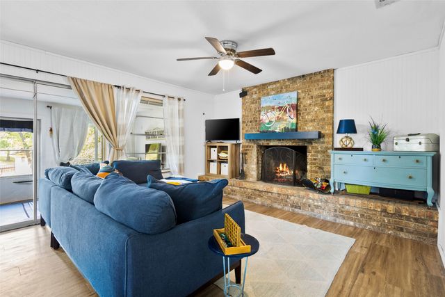 111 Island Park Drive, Gun Barrel City, TX 75156