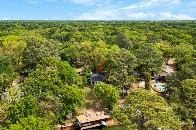 111 Island Park Drive, Gun Barrel City, TX 75156
