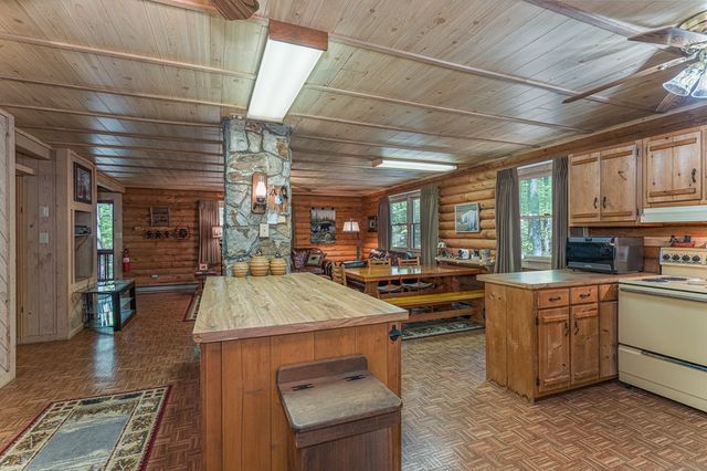 421 Sleepy Hollow Drive, Murphy, NC 28906