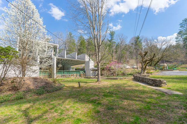 421 Sleepy Hollow Drive, Murphy, NC 28906
