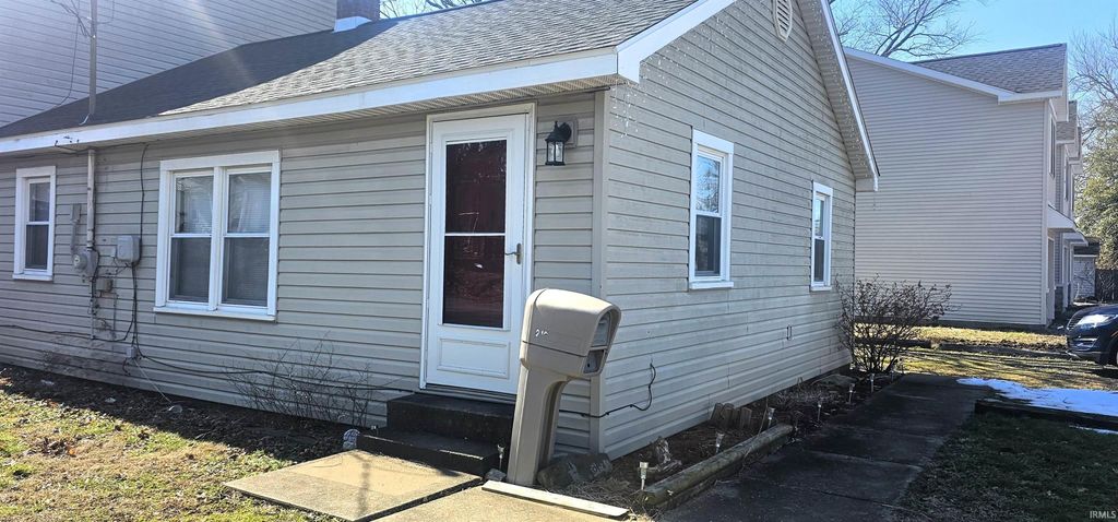 219 E Taylor Street, Boonville, IN 47601