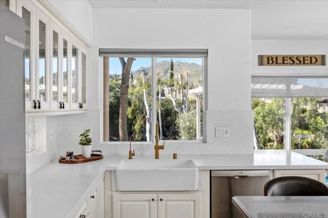 3425 Lomas Serenas Drive, Escondido, CA 92029