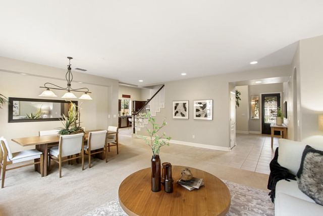 1513 Diamond Woods Cir, Roseville, CA 95747