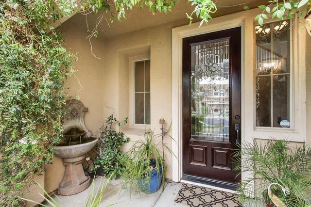 1513 Diamond Woods Cir, Roseville, CA 95747