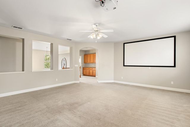 1513 Diamond Woods Cir, Roseville, CA 95747