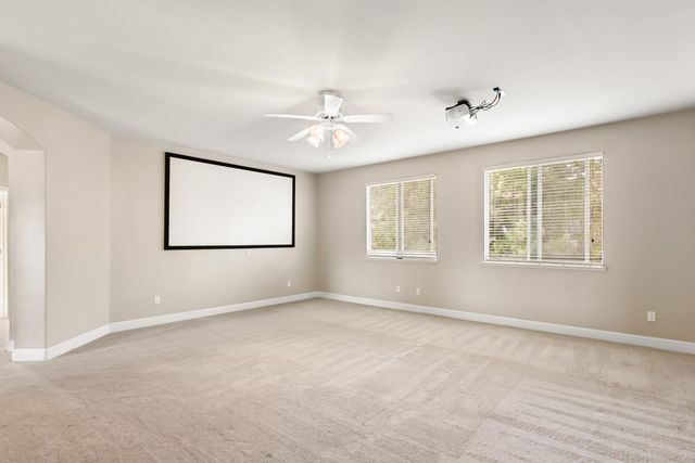 1513 Diamond Woods Cir, Roseville, CA 95747