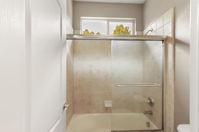 1513 Diamond Woods Cir, Roseville, CA 95747