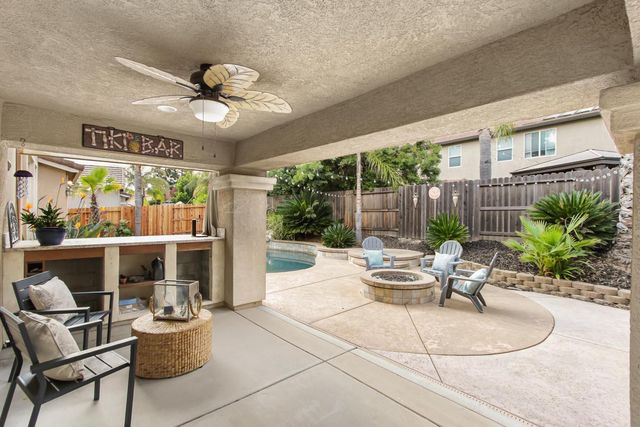 1513 Diamond Woods Cir, Roseville, CA 95747