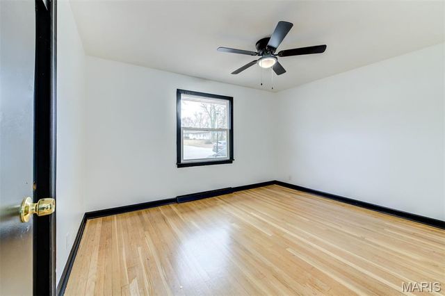 9737 Calumet Drive, St Louis, MO 63137