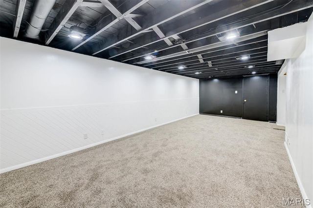 9737 Calumet Drive, St Louis, MO 63137