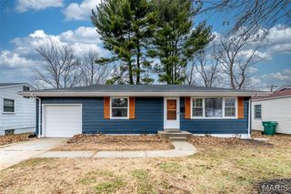 9737 Calumet Drive, St Louis, MO 63137