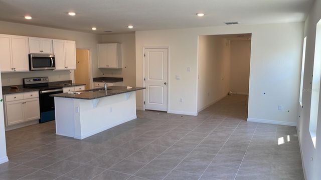 1280 CASCADES AVENUE, Davenport, FL 33837