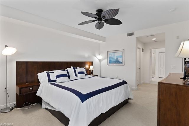 11041 Gulf Reflections DR 206, Fort Myers, FL 33908