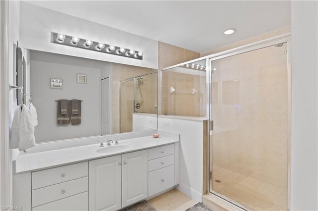 11041 Gulf Reflections DR 206, Fort Myers, FL 33908