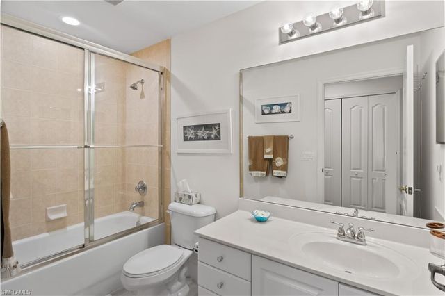 11041 Gulf Reflections DR 206, Fort Myers, FL 33908