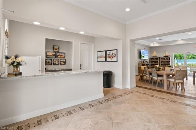 11041 Gulf Reflections DR 206, Fort Myers, FL 33908