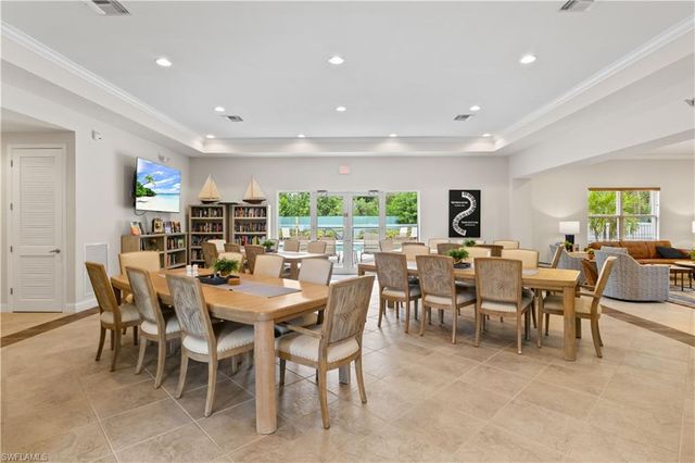 11041 Gulf Reflections DR 206, Fort Myers, FL 33908