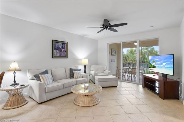 11041 Gulf Reflections DR 206, Fort Myers, FL 33908