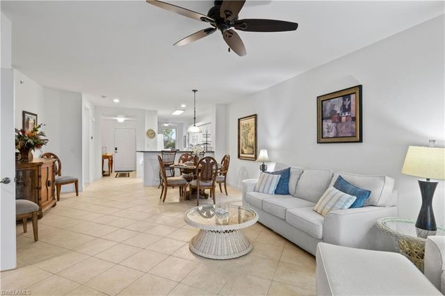 11041 Gulf Reflections DR 206, Fort Myers, FL 33908