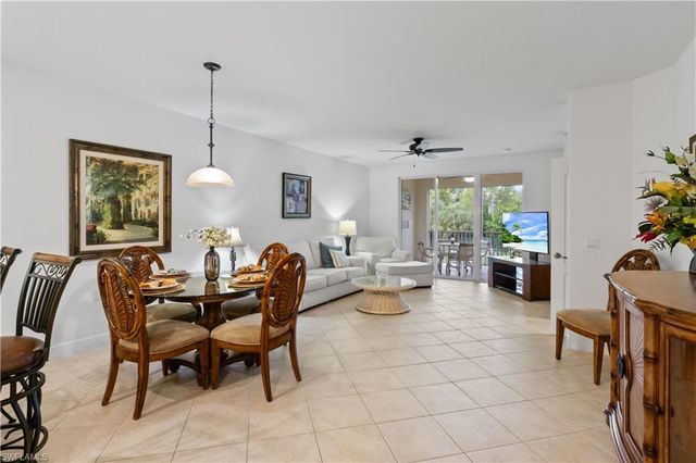 11041 Gulf Reflections DR 206, Fort Myers, FL 33908