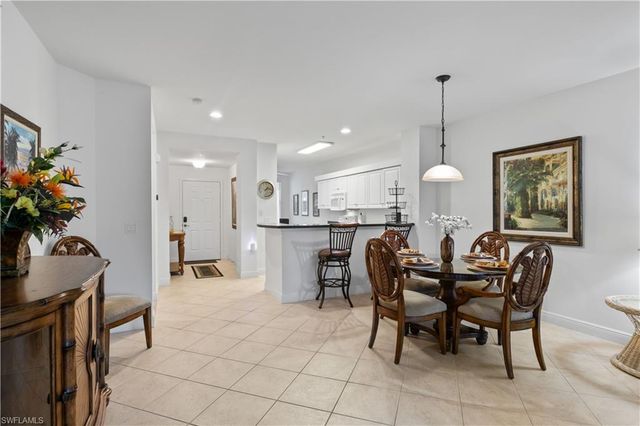 11041 Gulf Reflections DR 206, Fort Myers, FL 33908