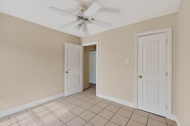 818 19th Street, Grand Prairie, TX 75050