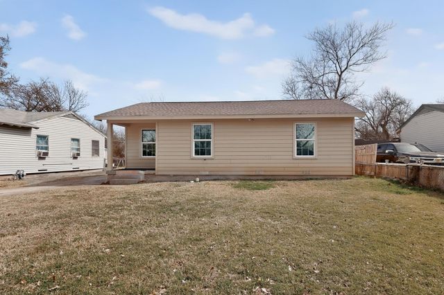 818 19th Street, Grand Prairie, TX 75050