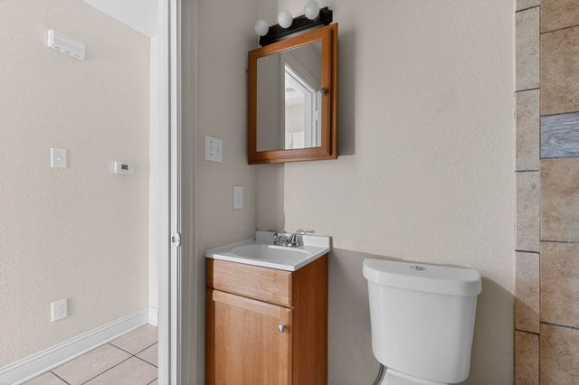 818 19th Street, Grand Prairie, TX 75050