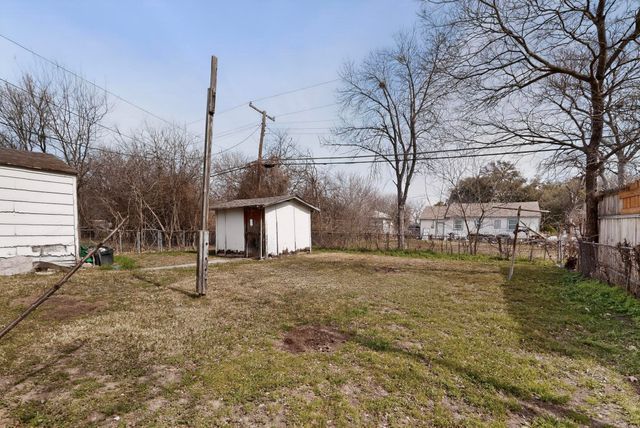 818 19th Street, Grand Prairie, TX 75050