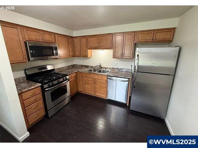 4223 Campbell Dr, Salem, OR 97317