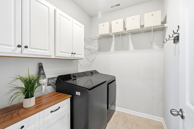 8003 Forest Hills Drive, Spring Hill, TN 37174