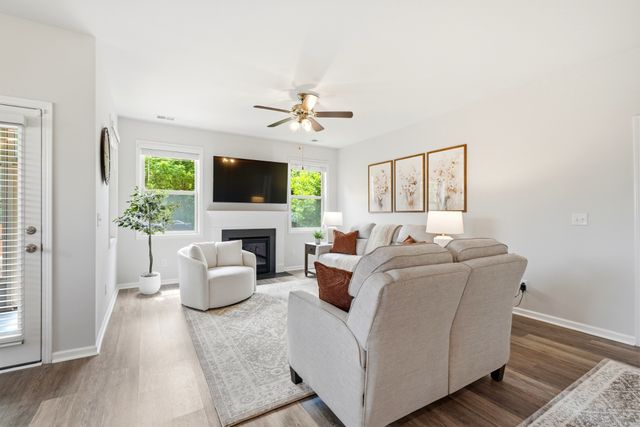 8003 Forest Hills Drive, Spring Hill, TN 37174