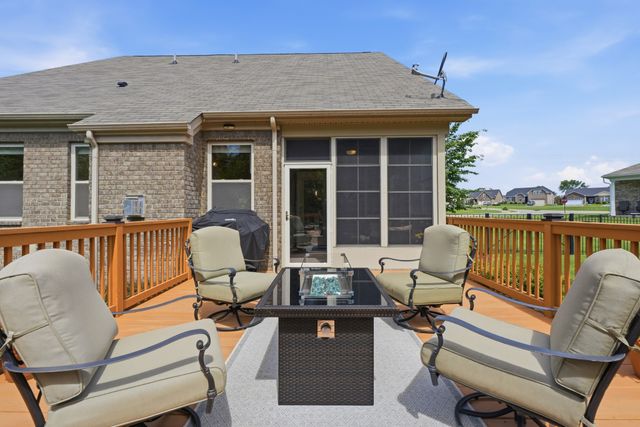 8003 Forest Hills Drive, Spring Hill, TN 37174