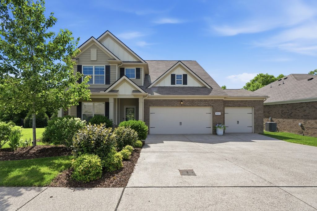 8003 Forest Hills Drive, Spring Hill, TN 37174