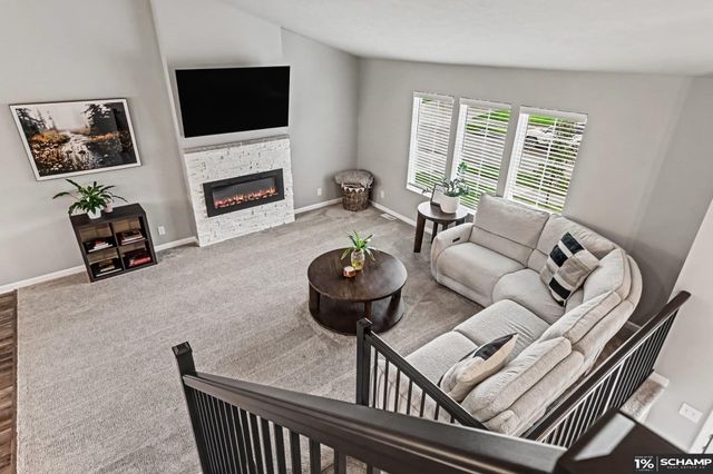 8101 S 199 Street, Gretna, NE 68028