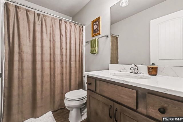 8101 S 199 Street, Gretna, NE 68028