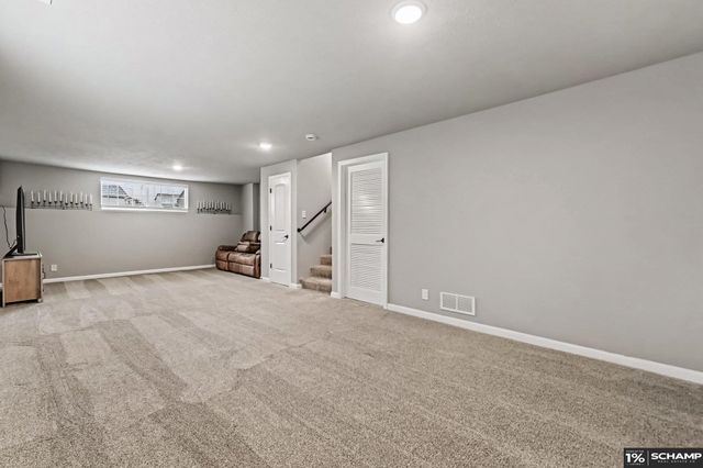 8101 S 199 Street, Gretna, NE 68028