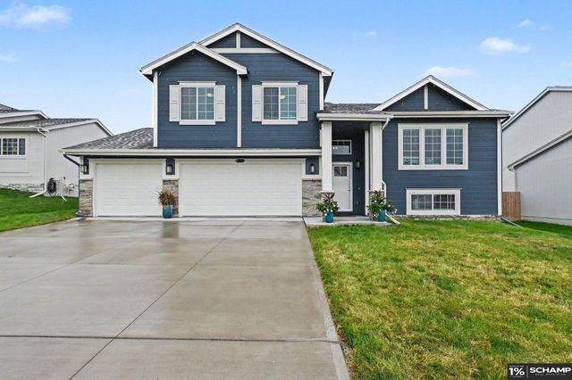 8101 S 199 Street, Gretna, NE 68028