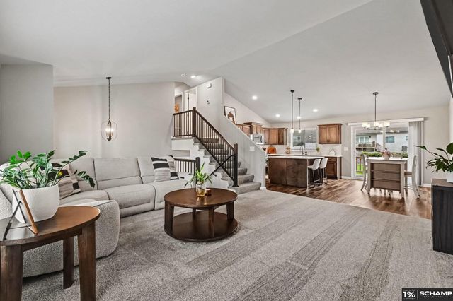 8101 S 199 Street, Gretna, NE 68028