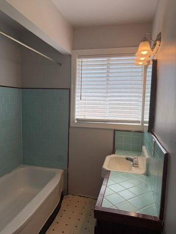 2118 Telegraph Ave, Stockton, CA 95204