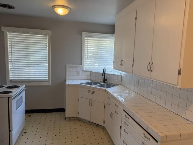 2118 Telegraph Ave, Stockton, CA 95204
