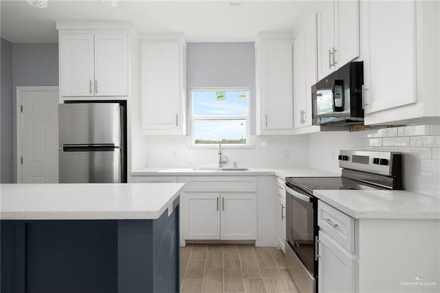 2602 Clearview Street, Weslaco, TX 78596