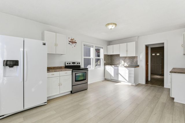 1186 Duluth Street, Saint Paul, MN 55106