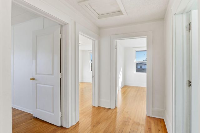 1186 Duluth Street, Saint Paul, MN 55106