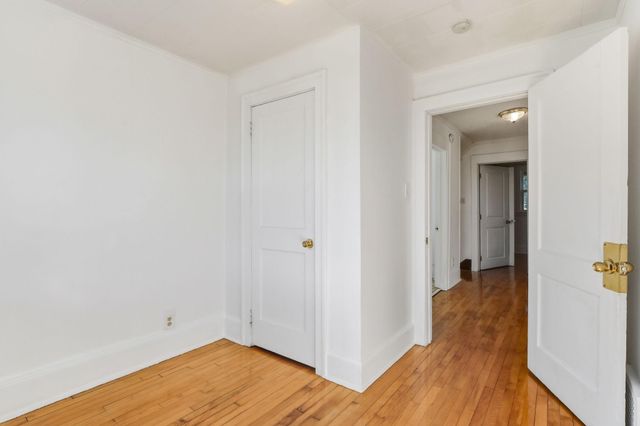 1186 Duluth Street, Saint Paul, MN 55106