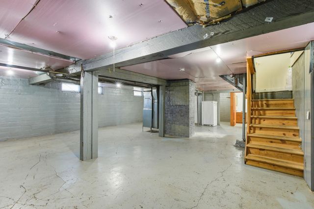 1186 Duluth Street, Saint Paul, MN 55106