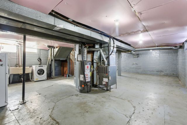 1186 Duluth Street, Saint Paul, MN 55106